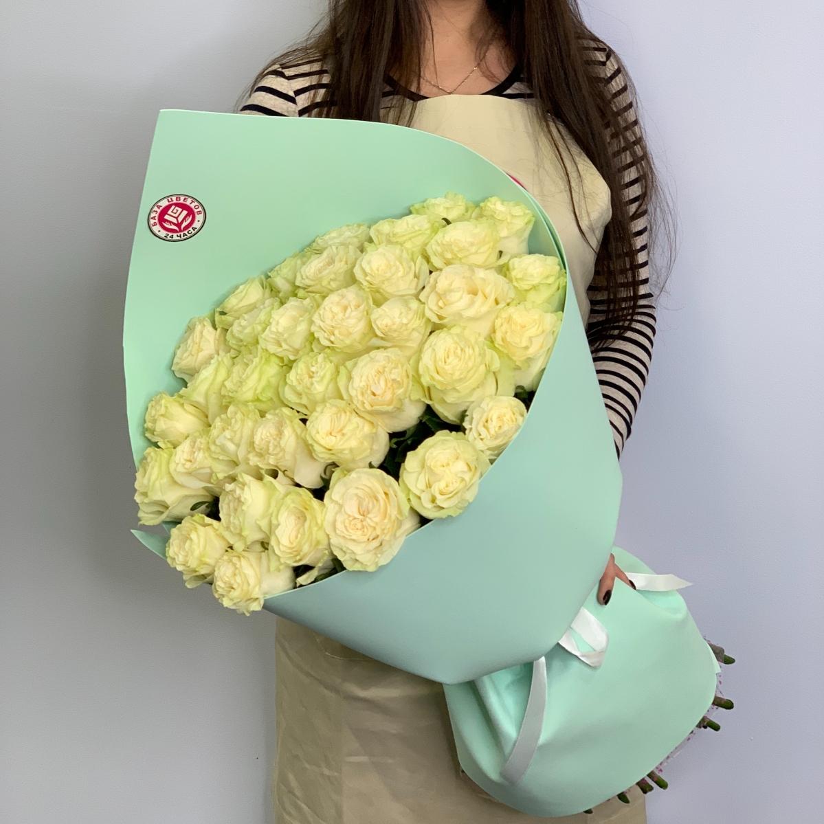 Букеты из белых роз 40 см (Эквадор) код   644