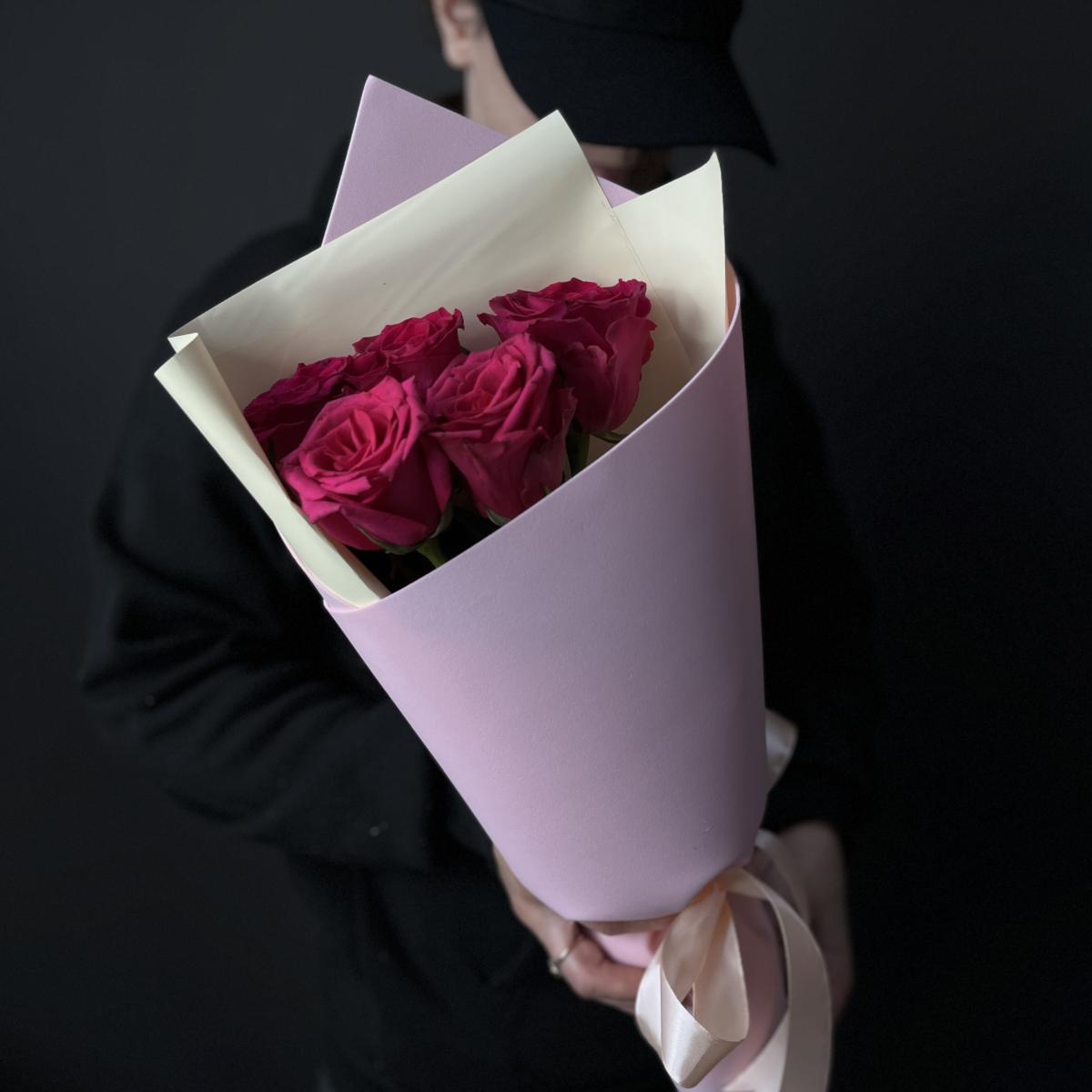 Букеты из розовых роз 40 см (Эквадор) (артикул букета  87262)